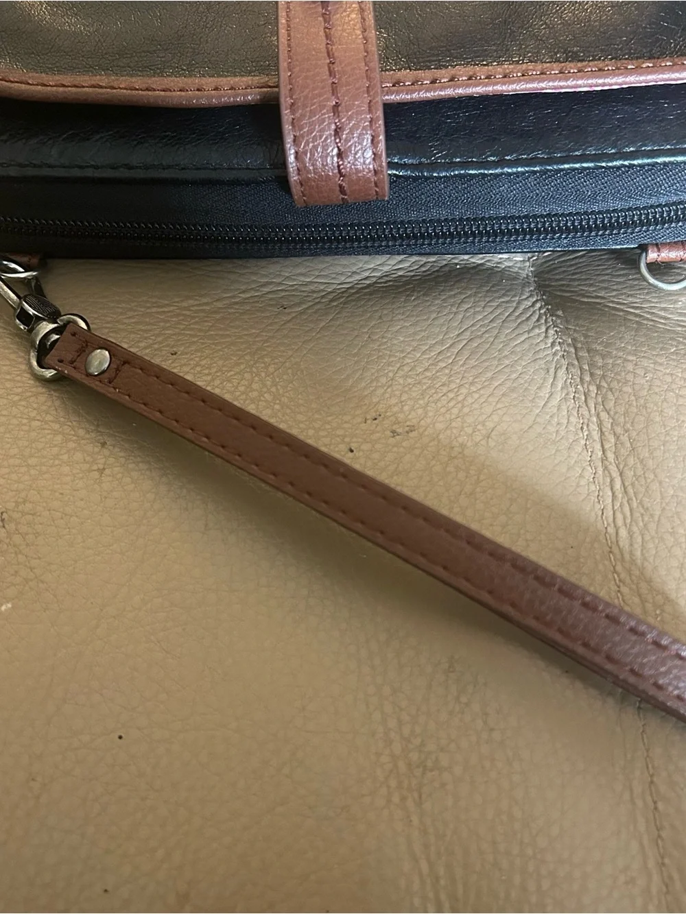 The Sak Iris Black Leather Smart Phone Black Brown Wallet Wristlet Clutch